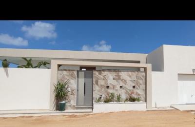 Villa Haute Standing à Vendre  Route Houmet Souk Djerba